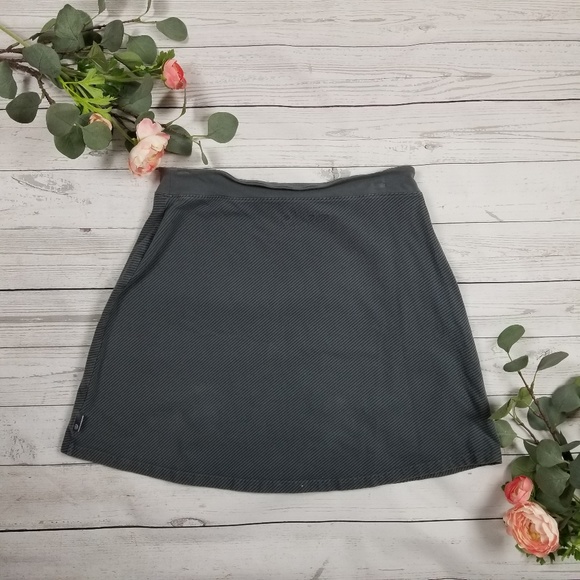 Mountain Hardwear A-line Striped Grey Womens Skirt - Picture 4 of 5